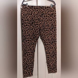 5/$25 Wild Fable leopard leggings